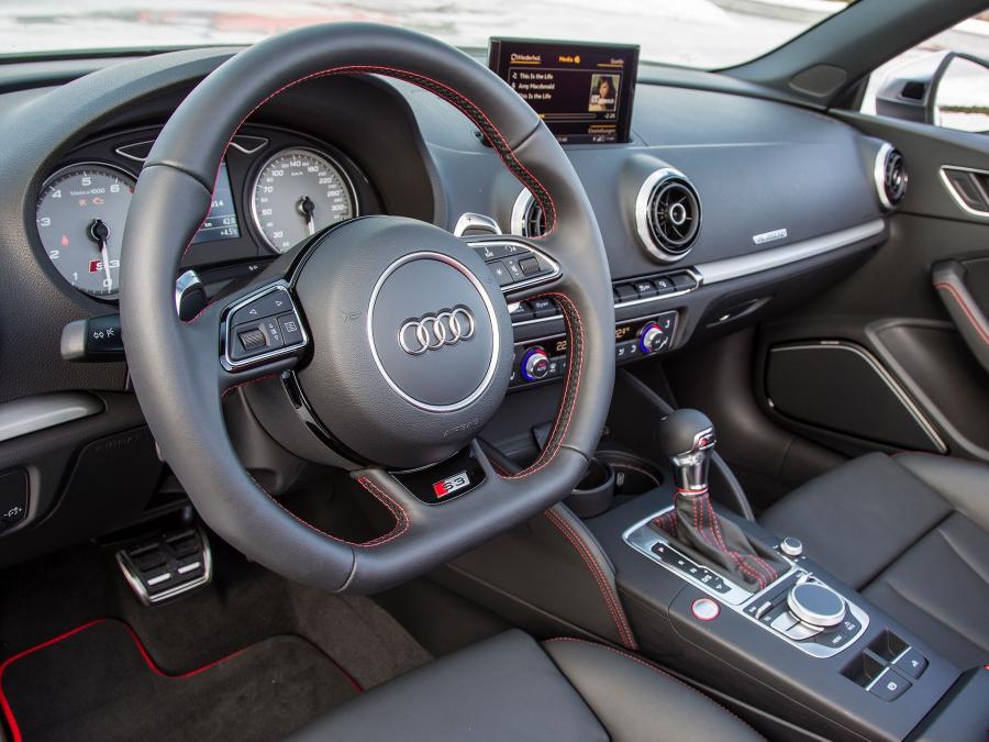 Торпедо Audi S3 Cabriolet (8V) 2014 года  (WW) (фото 33 из 34)